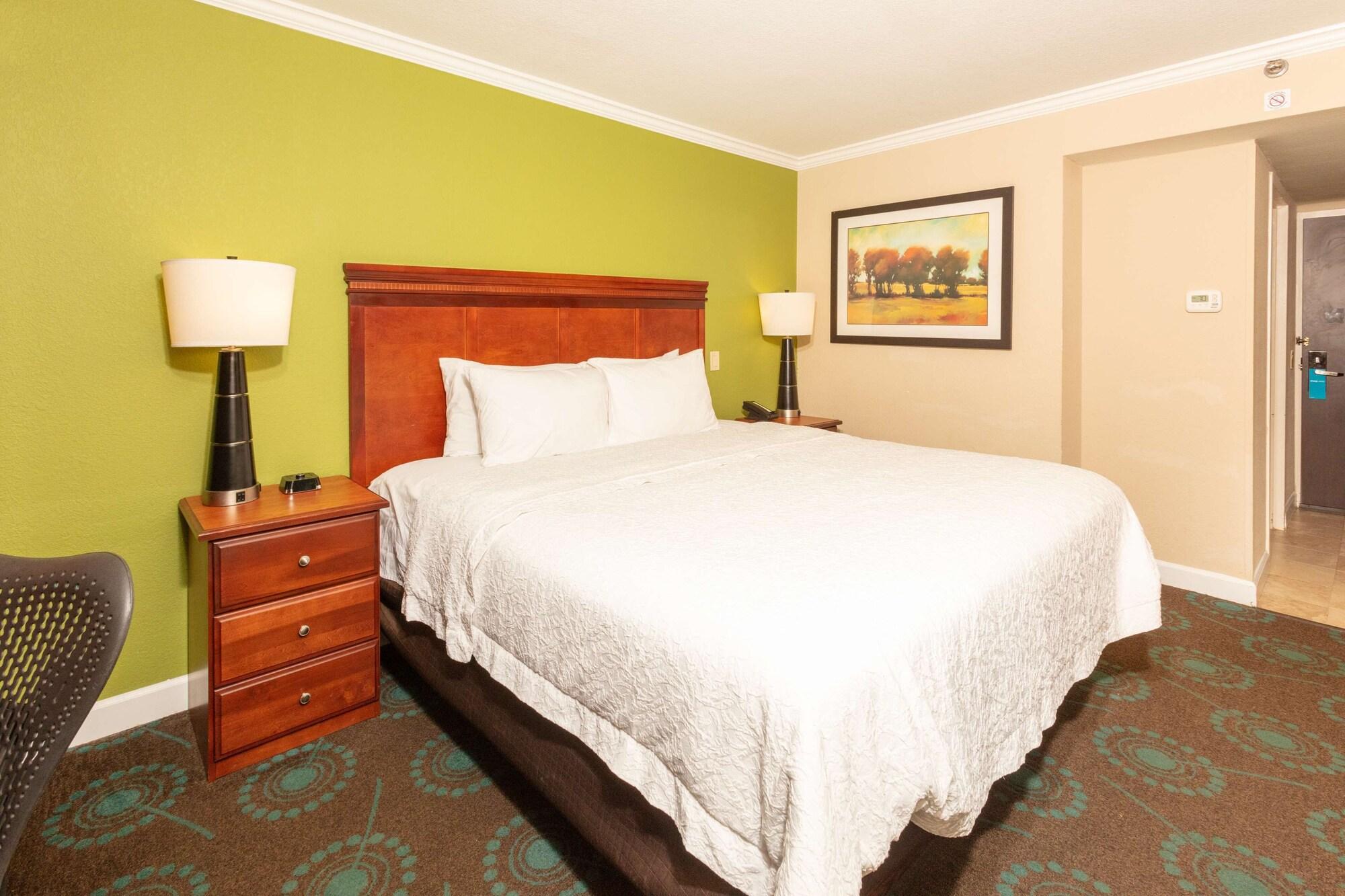 Hampton Inn Daytona Speedway-Airport Дейтона-Біч Екстер'єр фото