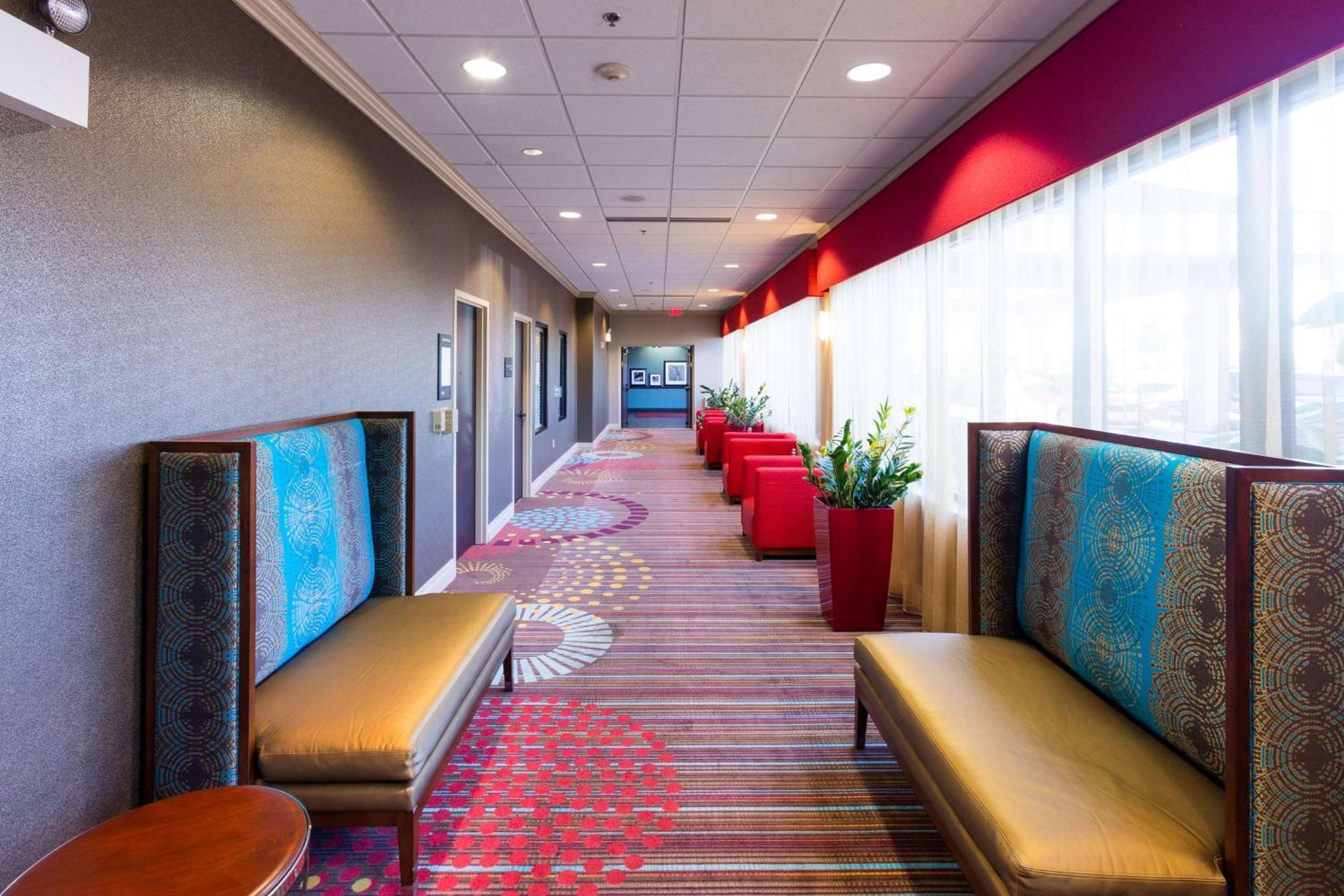 Hampton Inn Daytona Speedway-Airport Дейтона-Біч Екстер'єр фото