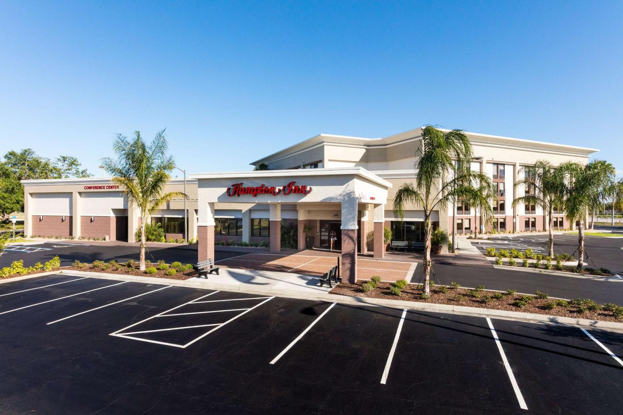 Hampton Inn Daytona Speedway-Airport Дейтона-Біч Екстер'єр фото