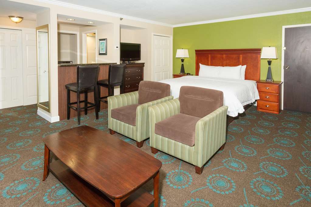 Hampton Inn Daytona Speedway-Airport Дейтона-Біч Номер фото