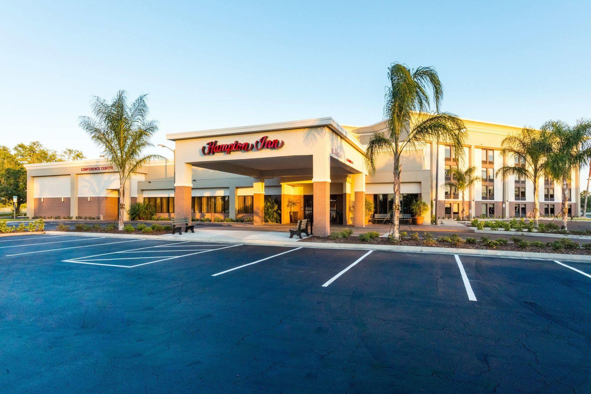 Hampton Inn Daytona Speedway-Airport Дейтона-Біч Екстер'єр фото